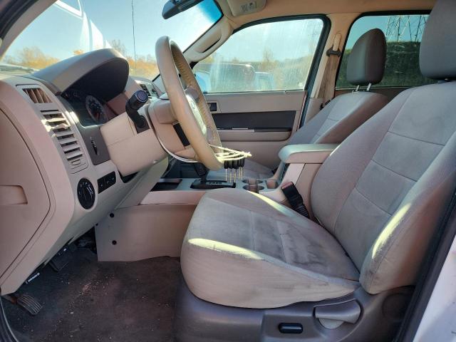 1FMCU03769KB02796 - 2009 FORD ESCAPE XLT 白色 照片 7