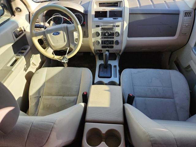 1FMCU03769KB02796 - 2009 FORD ESCAPE XLT 白色 照片 8