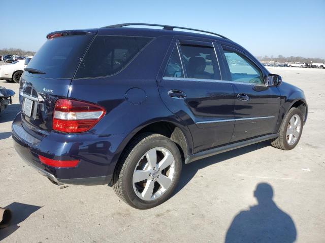4JGBB8GB5AA611500 - 2010 MERCEDES-BENZ ML 350 4MATIC BLUE photo 3