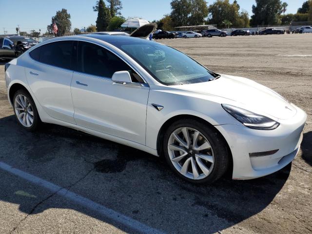 5YJ3E1EB6LF628553 - 2020 TESLA MODEL 3 أبيض صورة 4