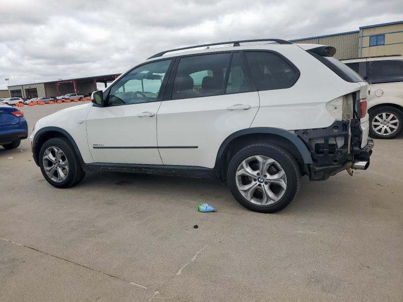 5UXZW0C51C0B88269 - 2012 BMW X5 XDRIVE35D WHITE photo 2