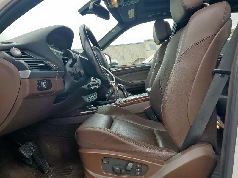 5UXZW0C51C0B88269 - 2012 BMW X5 XDRIVE35D WHITE photo 7