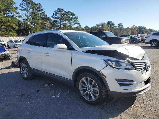 5LMCJ2C98GUJ24240 - 2016 LINCOLN MKC SELECT თეთრი ფოტო 4