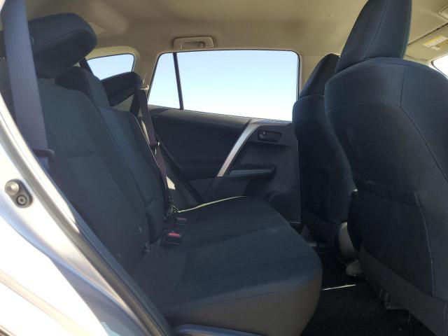 JTMBFREV6JJ238706 - 2018 TOYOTA RAV4 LE ვერცხლისფერი ფოტო 11