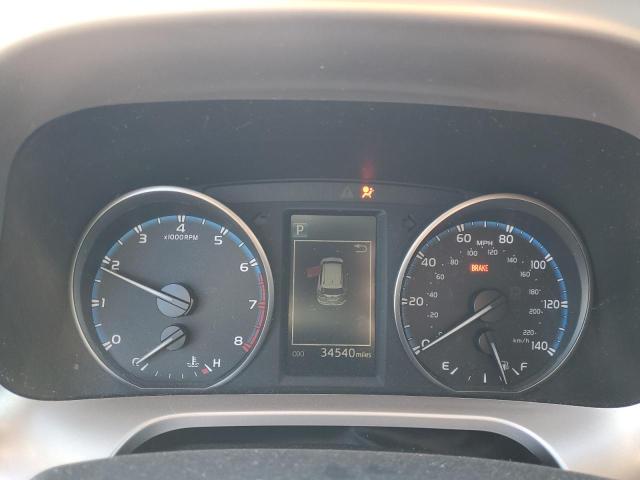 JTMBFREV6JJ238706 - 2018 TOYOTA RAV4 LE ვერცხლისფერი ფოტო 9