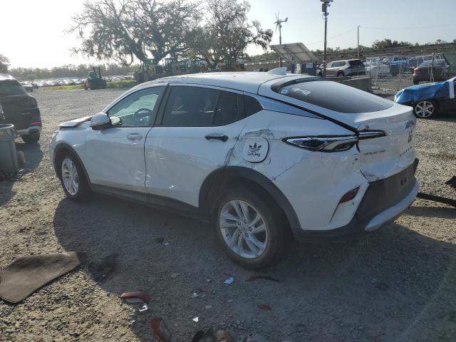 KL47LAE25RB015255 - 2024 BUICK ENVISTA PREFERRED WHITE photo 2