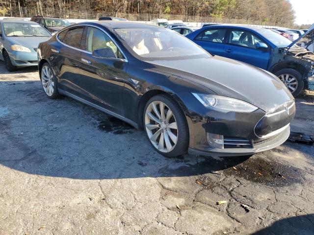 5YJSA1CN5DFP17522 - 2013 TESLA MODEL S BLACK photo 4