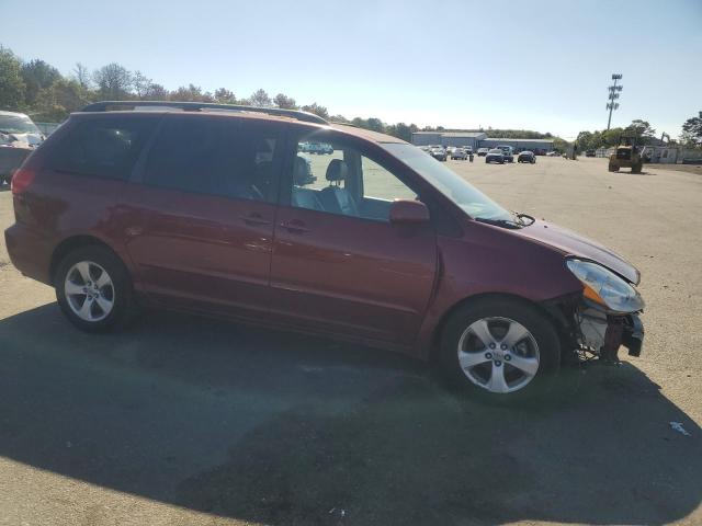 5TDZA22C76S409318 - 2006 TOYOTA SIENNA XLE RED photo 4