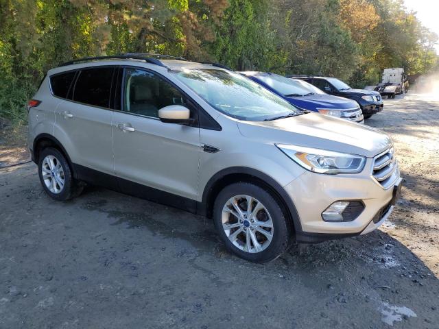 1FMCU9GDXHUA56669 - 2017 FORD ESCAPE SE TAN photo 4