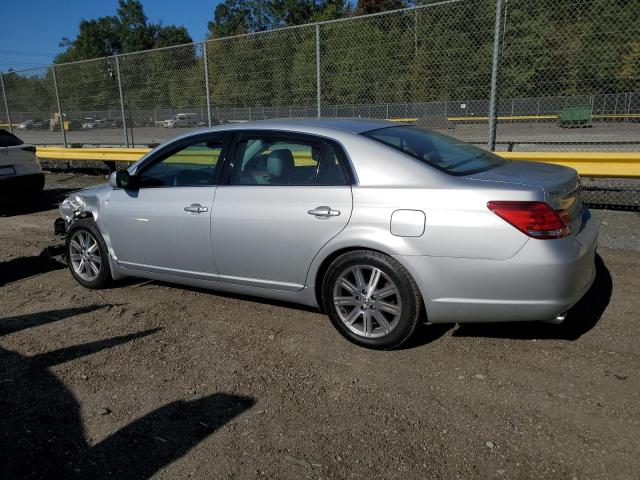 4T1BK36B76U092069 - 2006 TOYOTA AVALON XL SILVER photo 2