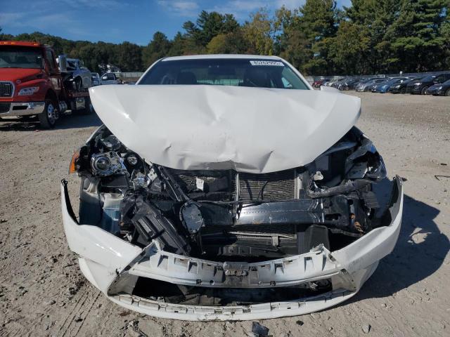 4T4BF1FK1GR567280 - 2016 TOYOTA CAMRY LE WHITE photo 5