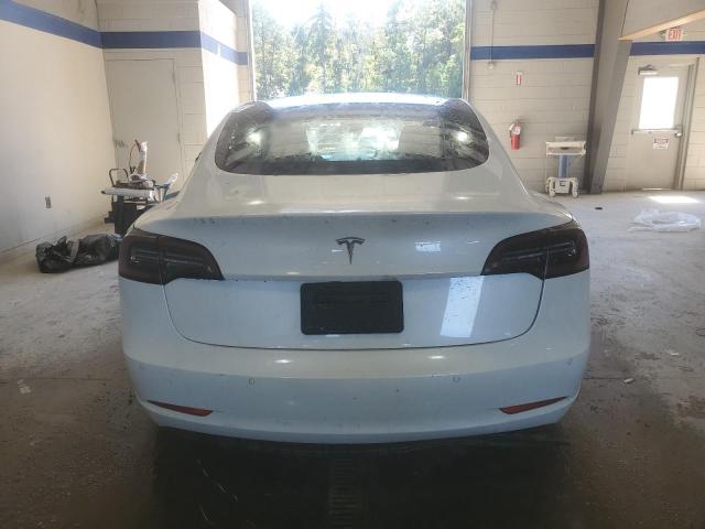 5YJ3E1EA5KF483883 - 2019 TESLA MODEL 3 Beyaz fotoğraf 6