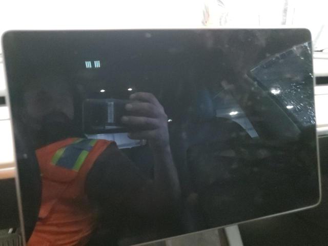 5YJ3E1EB2NF195560 - 2022 TESLA MODEL 3 Siyah fotoğraf 9