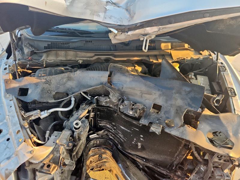 1C6RR7LT9FS783965 - 2015 RAM 1500 SLT SILVER photo 11