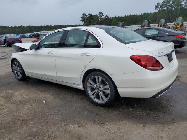 WDDWF4JB2JR419230 - 2018 MERCEDES-BENZ C 300 WHITE photo 2