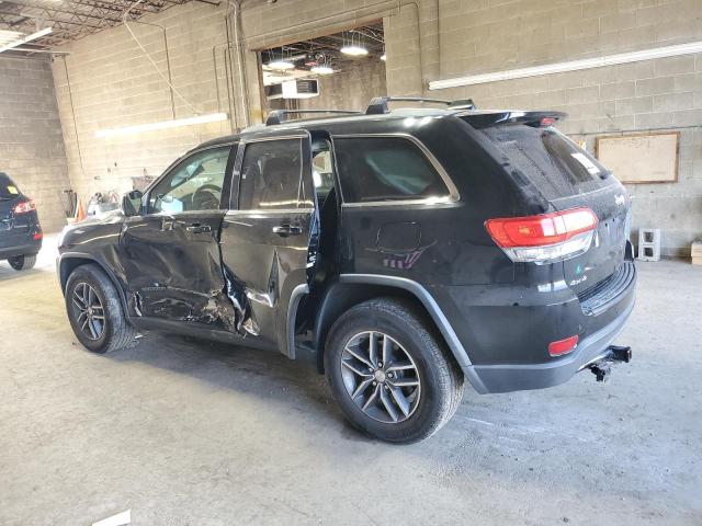 1C4RJFAG0JC432199 - 2018 JEEP GRAND CHER LAREDO BLACK photo 2