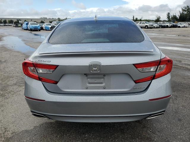 1HGCV1F34JA109211 - 2018 HONDA ACCORD SPORT ვერცხლისფერი ფოტო 6