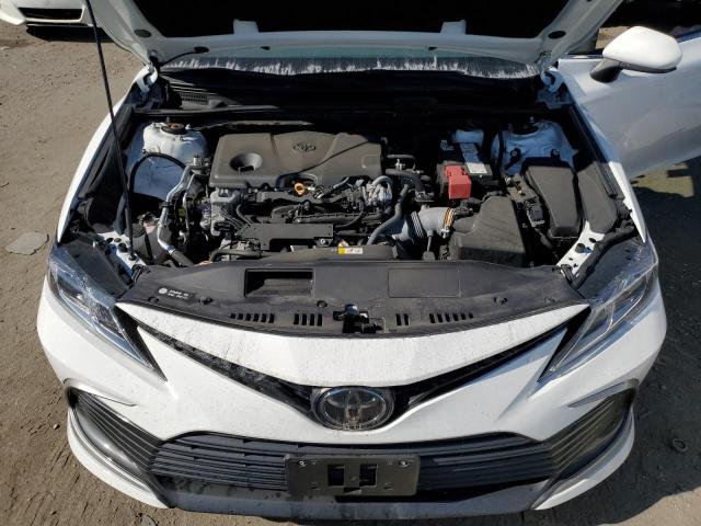 4T1C11BK8NU068511 - 2022 TOYOTA CAMRY LE WHITE photo 11