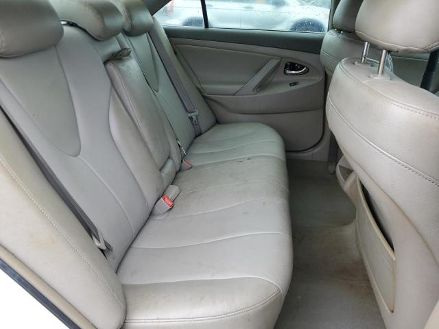 4T1BF3EKXAU516682 - 2010 TOYOTA CAMRY BASE თეთრი ფოტო 10