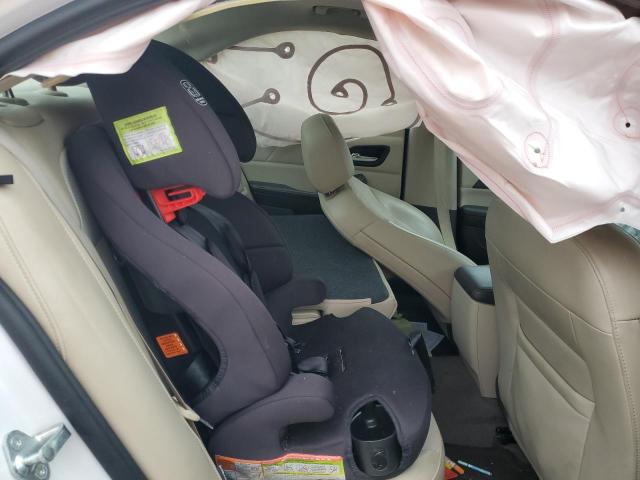 1G11C5SL9FF153264 - 2015 CHEVROLET MALIBU 1LT თეთრი ფოტო 10