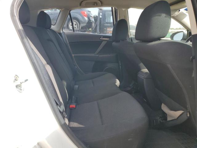 JM1BL1L77C1616937 - 2012 MAZDA 3 I WHITE photo 10