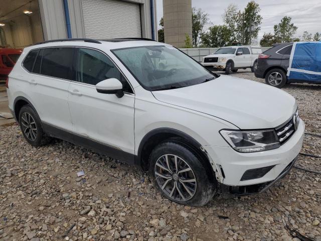 3VV2B7AX8LM024279 - 2020 VOLKSWAGEN TIGUAN SE أبيض صورة 4