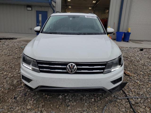 3VV2B7AX8LM024279 - 2020 VOLKSWAGEN TIGUAN SE أبيض صورة 5