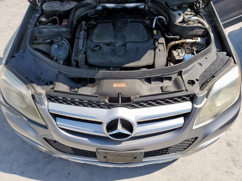 WDCGG8JB5DG106802 - 2013 MERCEDES-BENZ GLK 350 4MATIC GRAY photo 11