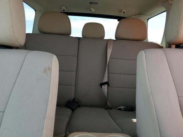 1FMCU0D76BKA51224 - 2011 FORD ESCAPE XLT GREEN photo 10