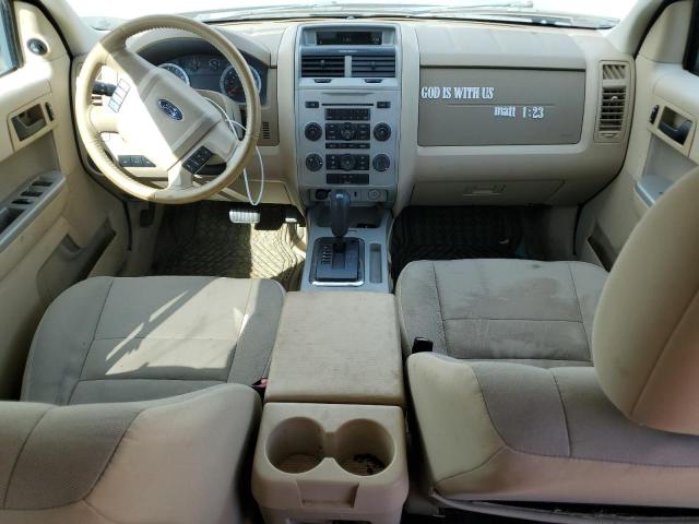 1FMCU0D76BKA51224 - 2011 FORD ESCAPE XLT GREEN photo 8