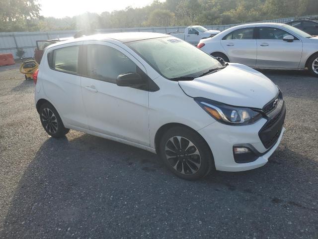 KL8CD6SA7NC010890 - 2022 CHEVROLET SPARK 1LT WHITE photo 4