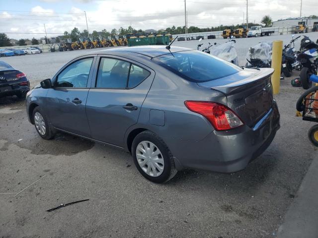 3N1CN7AP5JL856419 - 2018 NISSAN VERSA S GRAY photo 2