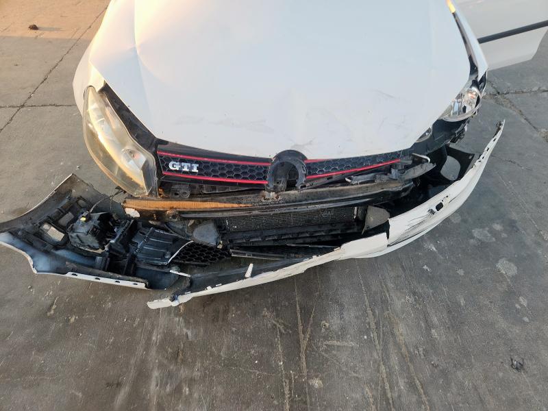 WVWHV7AJ8AW257541 - 2010 VOLKSWAGEN GTI თეთრი ფოტო 11