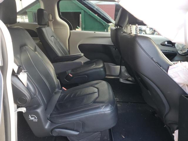 2C4RC1BG3KR655776 - 2019 CHRYSLER PACIFICA TOURING L CHARCOAL photo 11