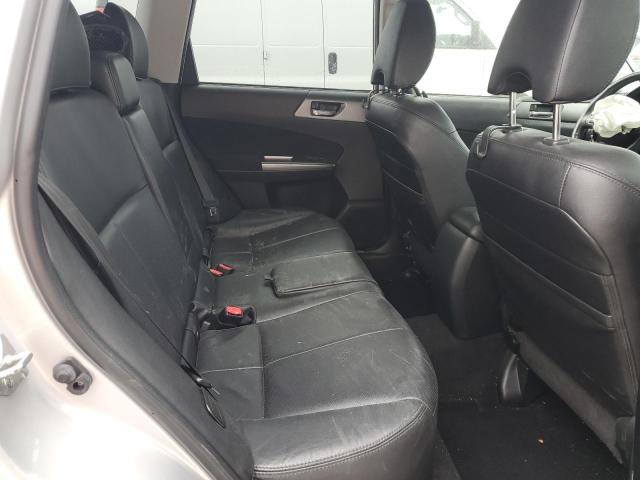 JF2SHBEC8BH748758 - 2011 SUBARU FORESTER LIMITED SILVER photo 11