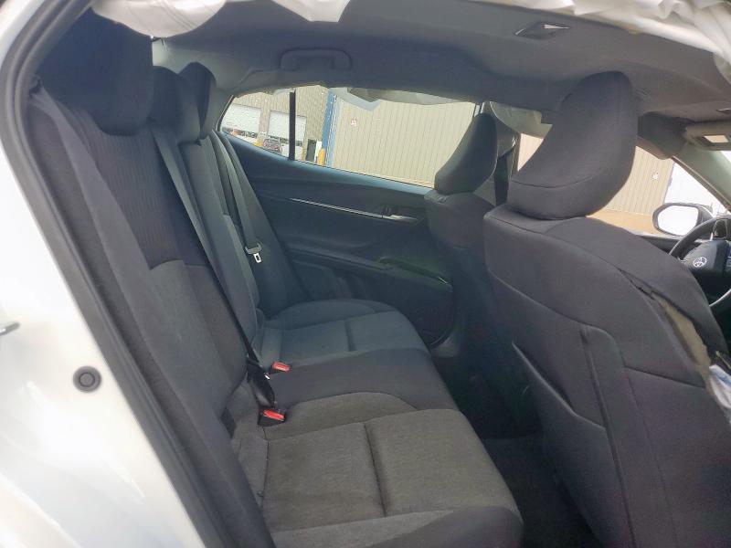 4T1DAACK3SU522579 - 2025 TOYOTA CAMRY XSE WHITE photo 10