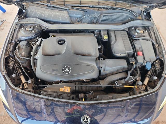 WDDSJ4EB0JN535928 - 2018 MERCEDES-BENZ CLA 250 黑色 照片 11