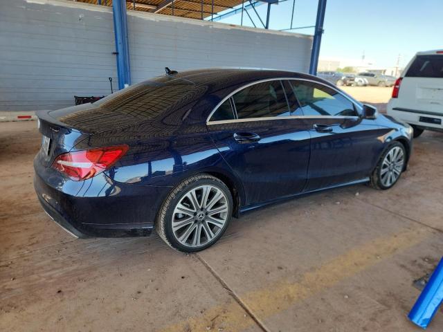 WDDSJ4EB0JN535928 - 2018 MERCEDES-BENZ CLA 250 黑色 照片 3