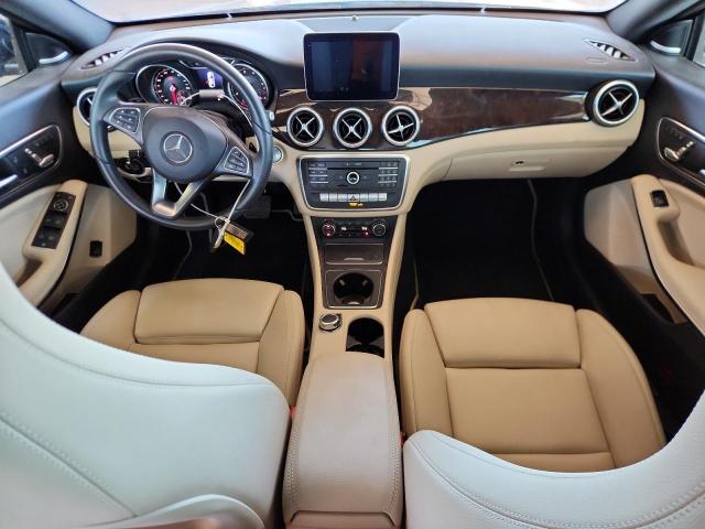 WDDSJ4EB0JN535928 - 2018 MERCEDES-BENZ CLA 250 黑色 照片 8