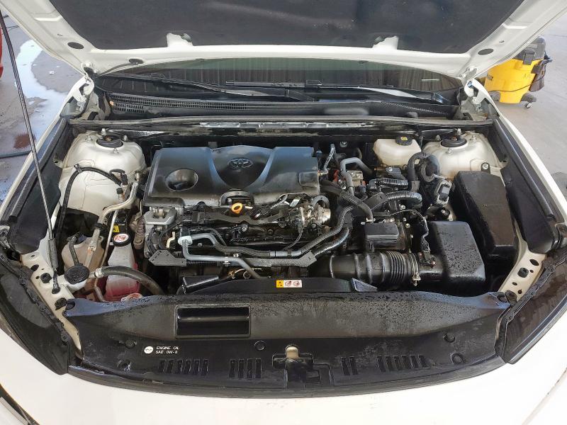 4T1DAACK0SU015168 - 2025 TOYOTA CAMRY XSE WHITE photo 11