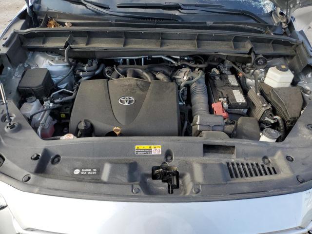 5TDGZRBH5MS546128 - 2021 TOYOTA HIGHLANDER XLE SILVER photo 12