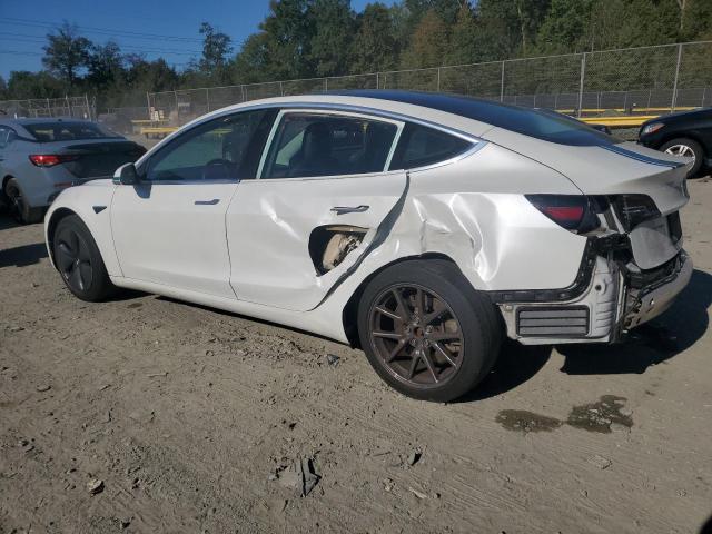 5YJ3E1EA3LF740573 - 2020 TESLA MODEL 3 WHITE photo 2