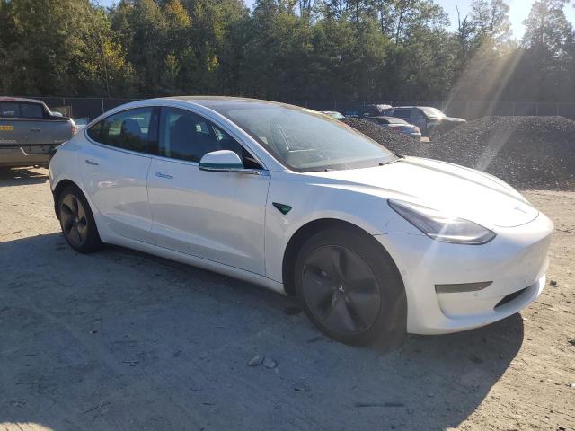 5YJ3E1EA3LF740573 - 2020 TESLA MODEL 3 WHITE photo 4