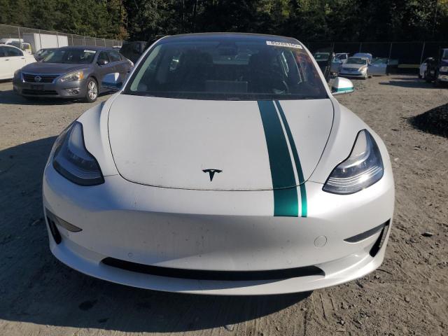 5YJ3E1EA3LF740573 - 2020 TESLA MODEL 3 WHITE photo 5