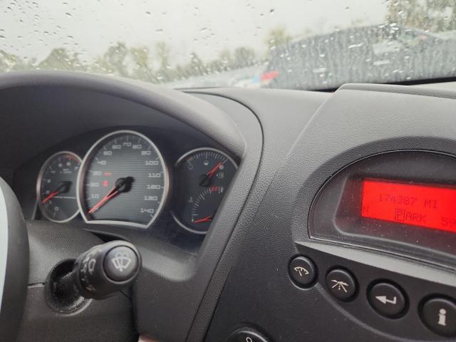 2G2WS542651322039 - 2005 PONTIAC GRAND PRIX GT WHITE photo 9