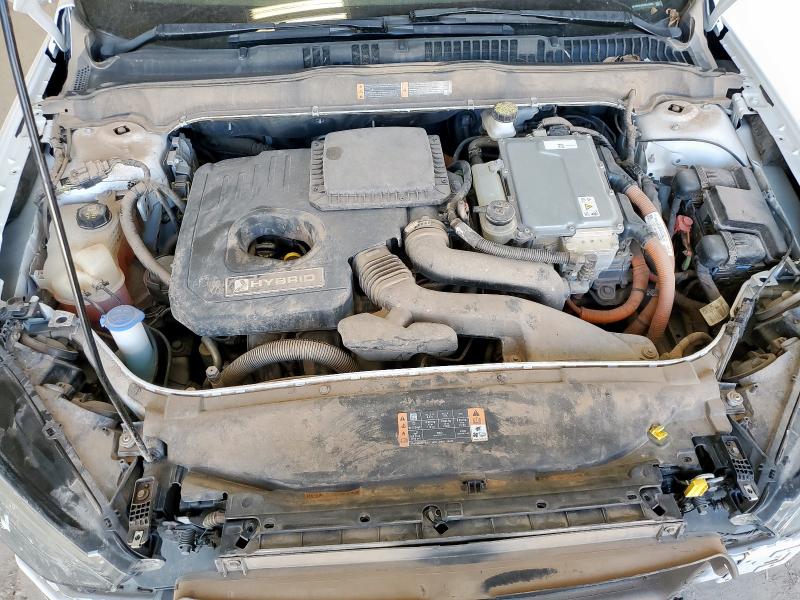 3FA6P0LUXKR110003 - 2019 FORD FUSION SE Սպիտակ լուսանկար 11