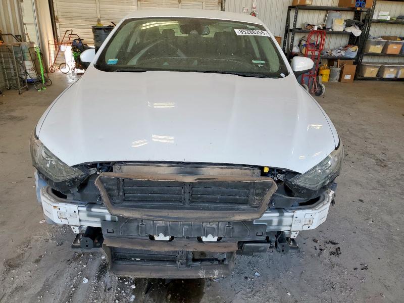 3FA6P0LUXKR110003 - 2019 FORD FUSION SE Սպիտակ լուսանկար 5