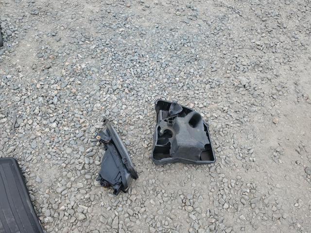 1HGCR2F59FA232103 - 2015 HONDA ACCORD SPORT 白色 照片 12