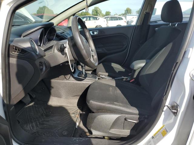 3FADP4EJ9FM208136 - 2015 FORD FIESTA SE თეთრი ფოტო 7