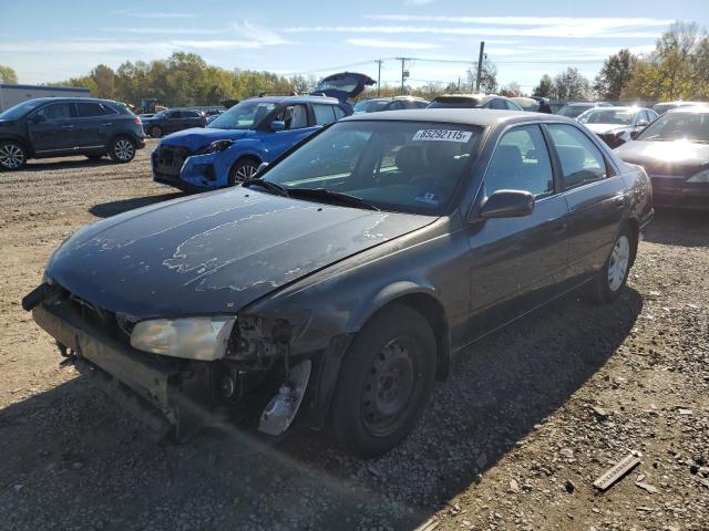 2000 TOYOTA CAMRY CE, 